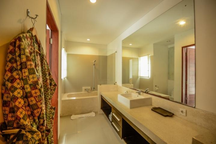 Moonlight Villa Bali นูซาดูอา ภายนอก รูปภาพ